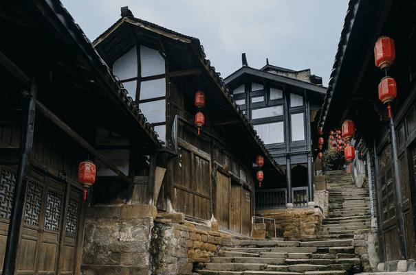 是“武王以平殷乱，天下宗周，而伯夷、叔齐耻之，义不食周粟，隐于首阳山，采薇而食之。” 这里的殷乱-知识星球平台